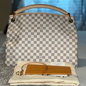 Brand New Discontinued Auth LV Artsy MM Azure